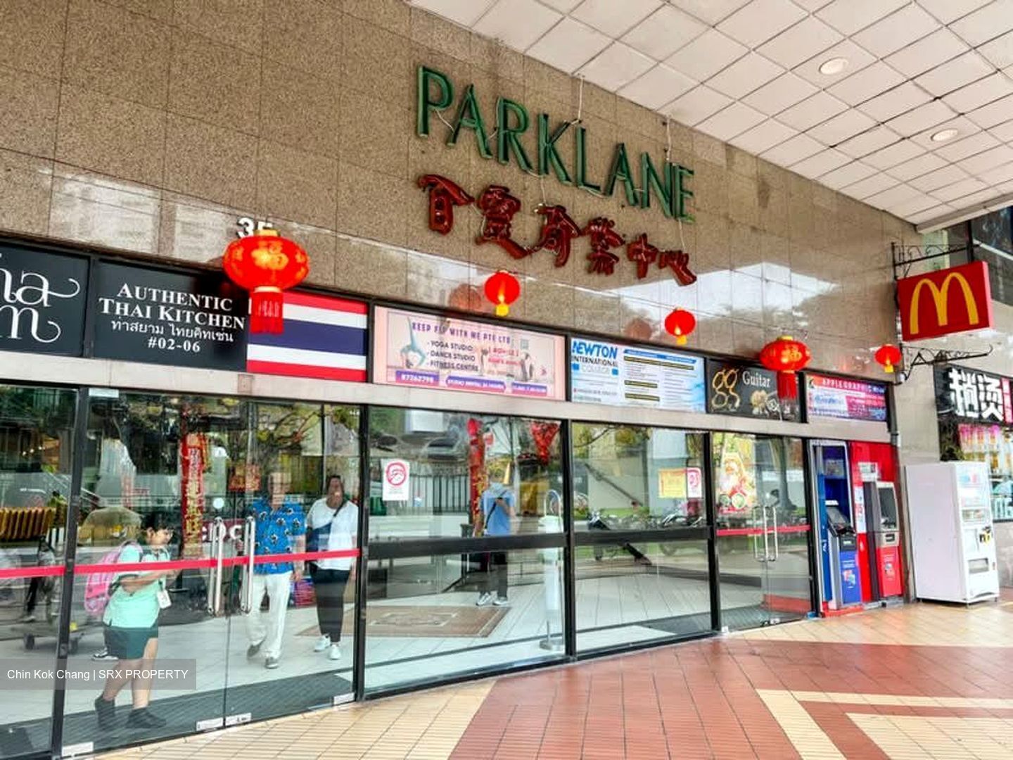 Parklane Shopping Mall (D7), Shop House #568038591
